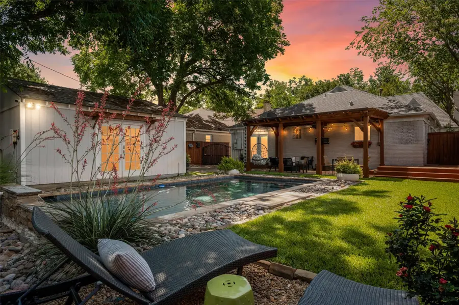 5621 Mccommas Boulevard, Dallas, TX 75206 - #2