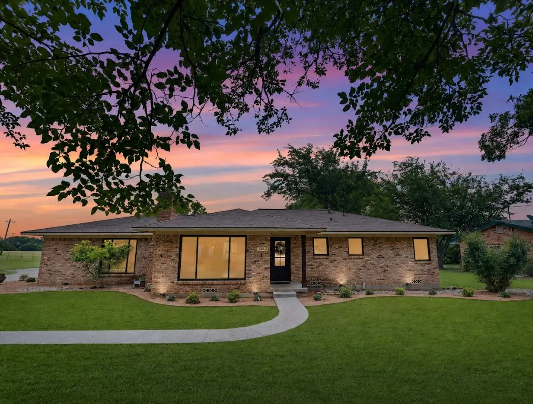 1289 S Waco Street, Van Alstyne, TX 75495 - #1
