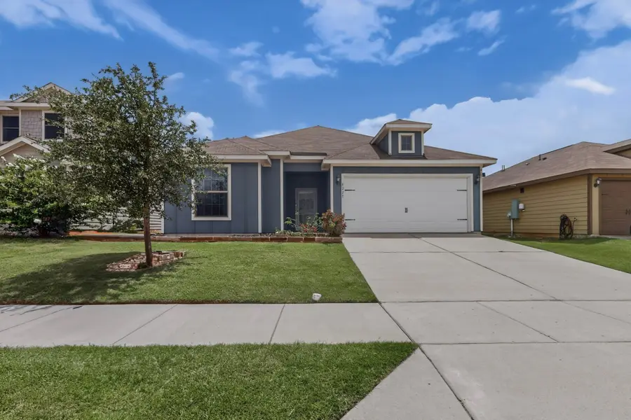 8228 Smokey Creek Pass, Fort Worth, TX 76179 - #2