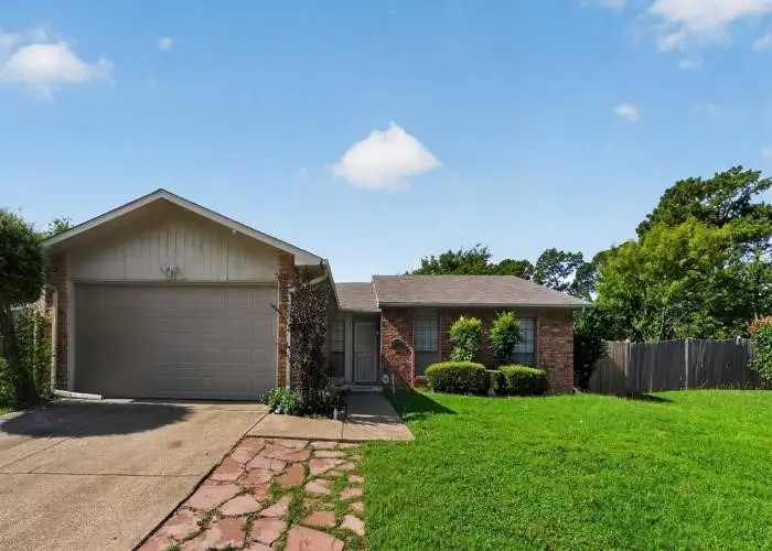 7700 Acapulco Road, Fort Worth, TX 76112 - #2