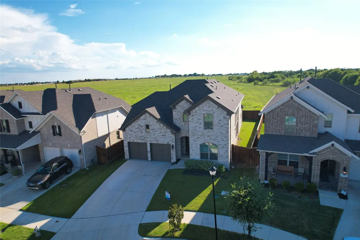 1105 Maverick Drive, Mansfield, TX 76063 - #1