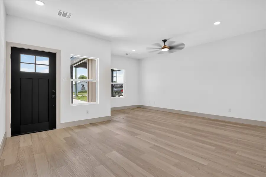 207 E South Street, Itasca, TX 76055 - #3