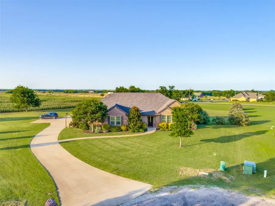 158 Whispering Winds Drive, Gunter, TX 75058 - #3
