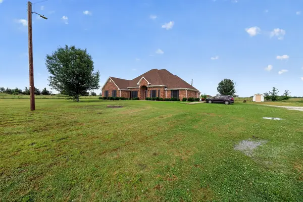 8229 Farm Road 905, Paris, TX 75462