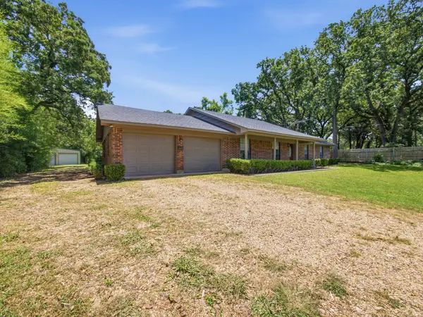 316 Shadywood Lane, Seagoville, TX 75159