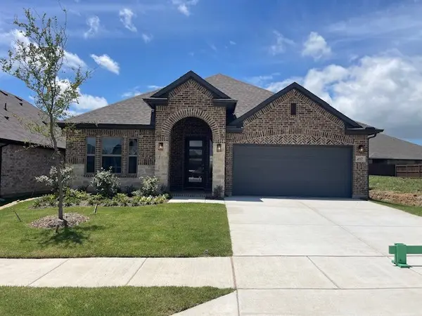4557 Lyre Leaf Drive, Fort Worth, TX 76036