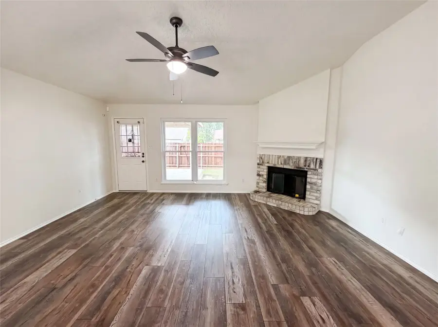 10304 Pondwood Drive, Dallas, TX 75217 - #3