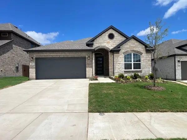 4552 Lyre Leaf Drive, Fort Worth, TX 76036