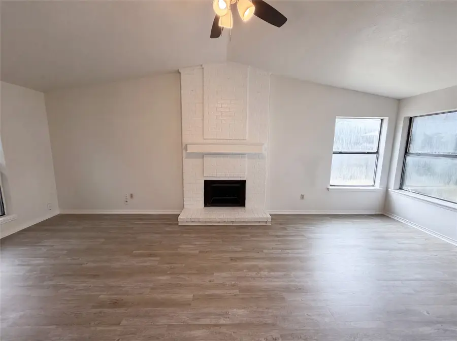 1319 Oak Run Drive, Duncanville, TX 75137 - #3