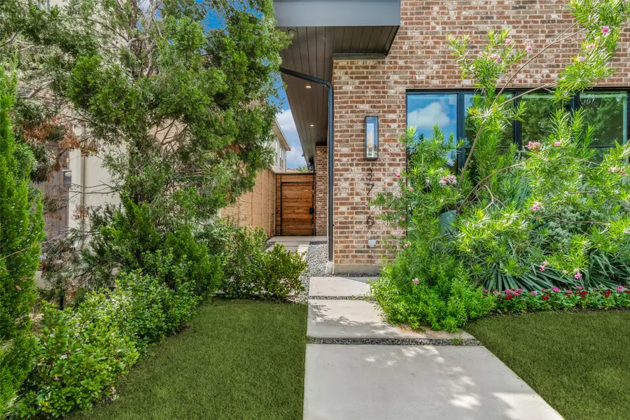 3716 W Beverly Drive, Dallas, TX 75209 - #2