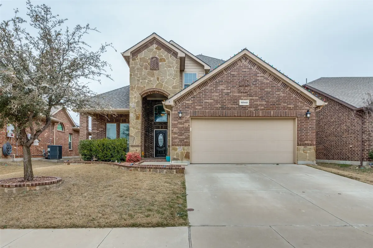 10948 Abbeyglen Court, Fort Worth, TX 76052 - #1