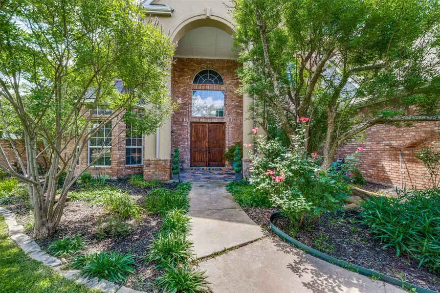 341 Onyx Drive, Oak Point, TX 75068 - #2
