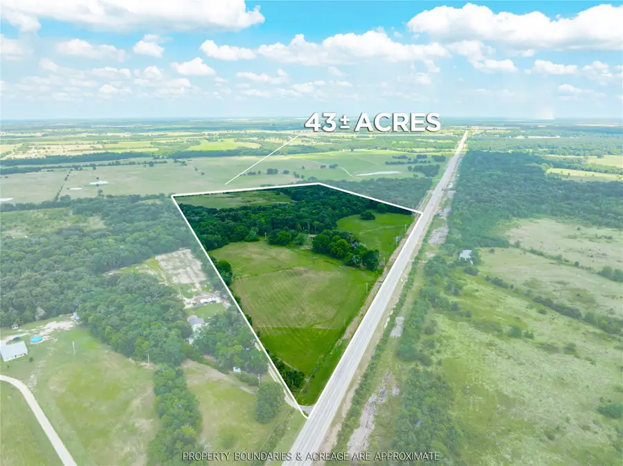 9253 Us Highway 271 S, Deport, TX 75435 - #2