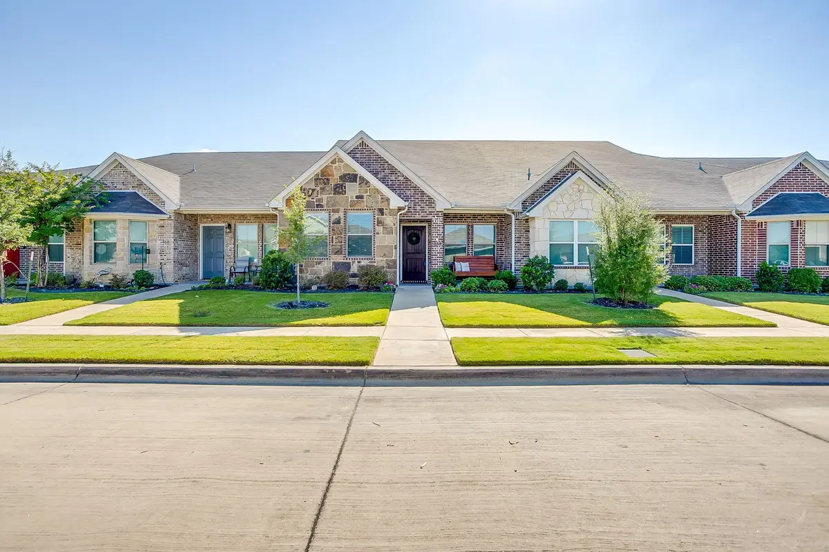 464 Pine Street, Burleson, TX 76028 - #1