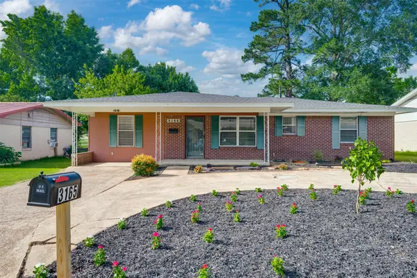3165 E Houston Street, Paris, TX 75460