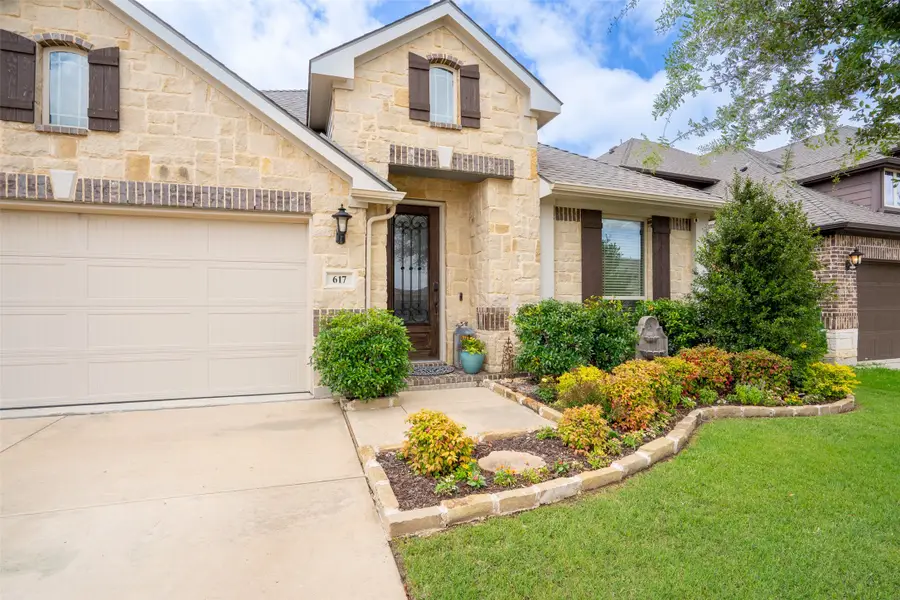 617 Fox Creek Trail, Fort Worth, TX 76131 - #2