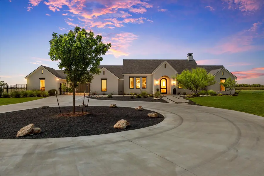 417 Willow Moon Ranch Road, Crawford, TX 76638 - #2