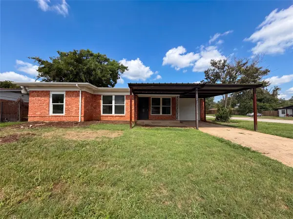 137 S Valera Court, Fort Worth, TX 76134