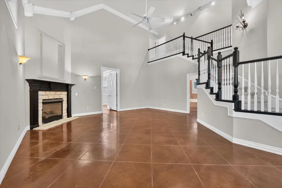 5027 Pershing Avenue, Fort Worth, TX 76107 - #3