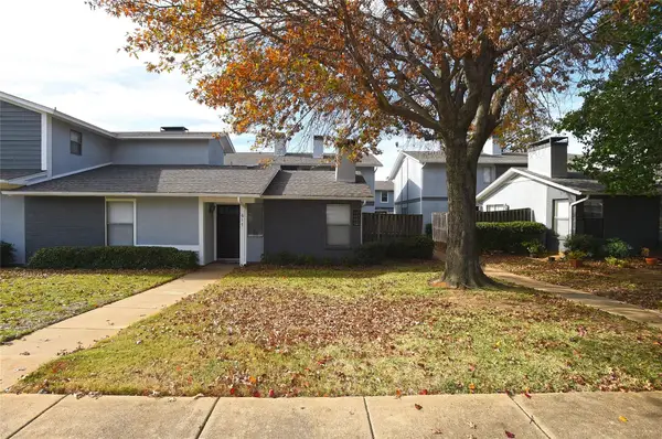 619 Timberline Drive, Hurst, TX 76053