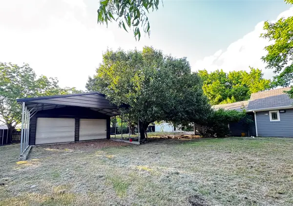 385 Main Street, Dorchester, TX 75459