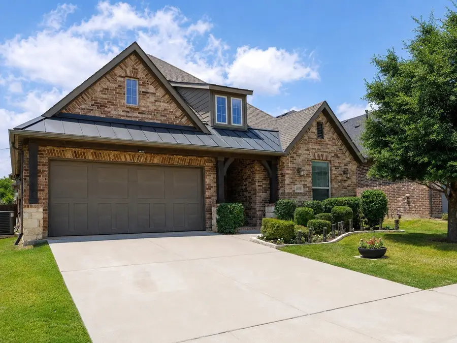 6209 Cupleaf Road, Justin Roanoke, TX 76226 - #3