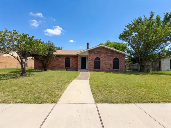 1906 Stockton Trail, Grand Prairie, TX 75052