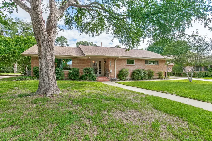 1208 Amherst Drive, Denton, TX 76201 - #2