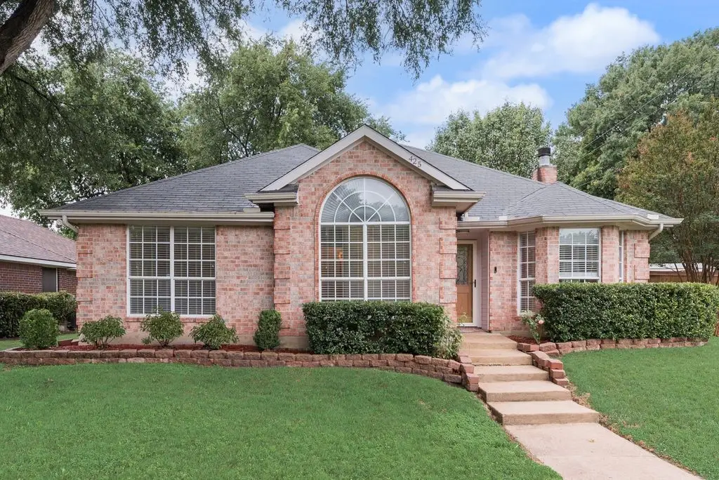 425 Alpine Drive, Desoto, TX 75115 - #1