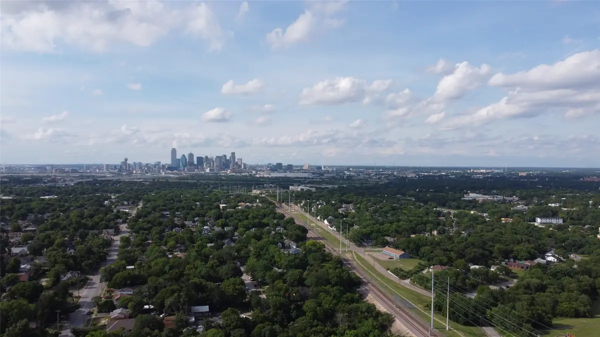 1410 S Denley Drive, Dallas, TX 75216 - #1