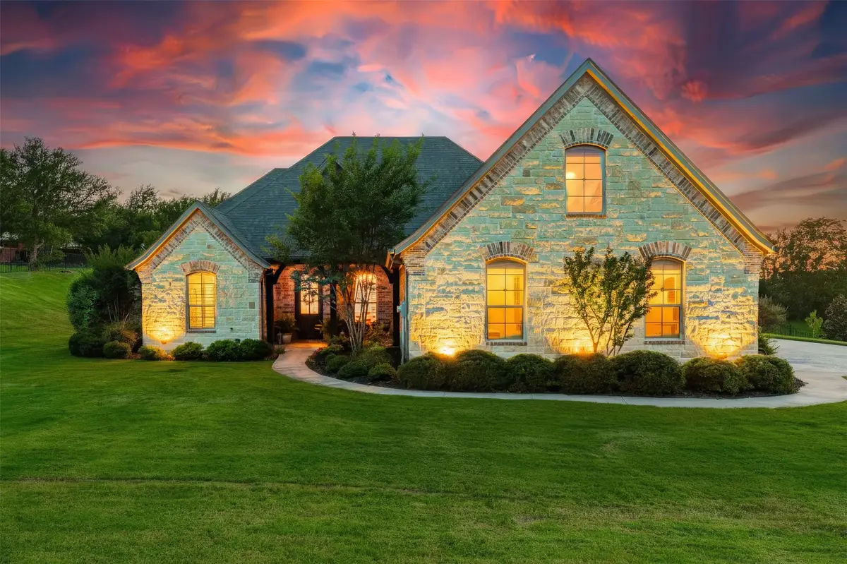 10301 Mustang Wells Drive, Fort Worth, TX 76126 - #1
