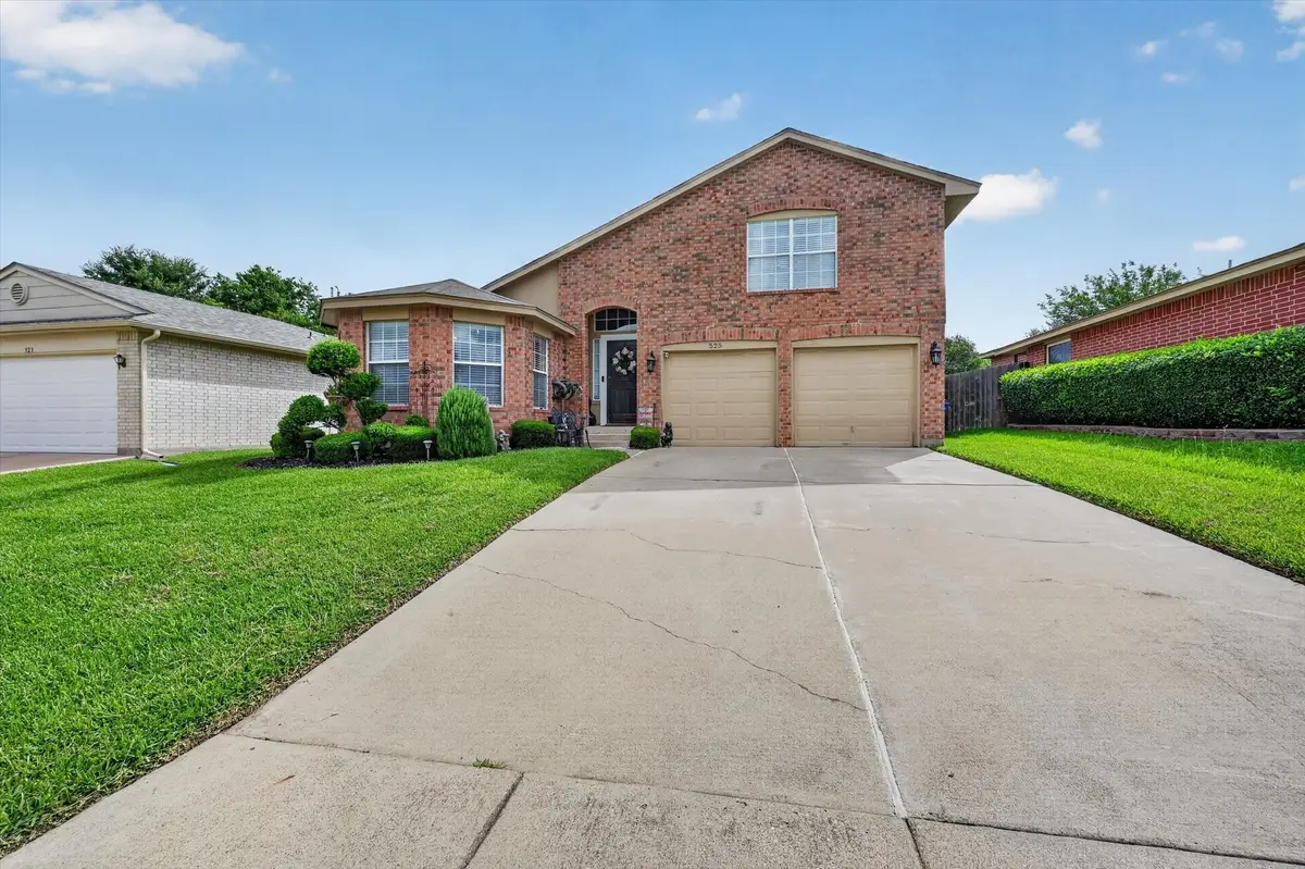 525 Berryhill Drive, Mansfield, TX 76063 - #1