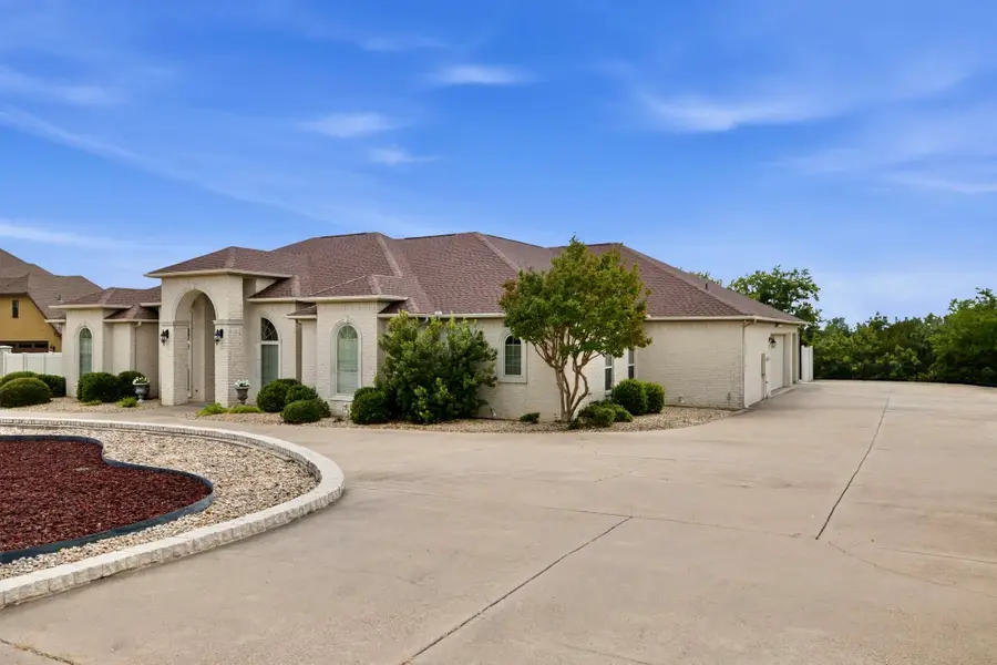 1614 Crow Creek Drive, Granbury, TX 76049 - #3