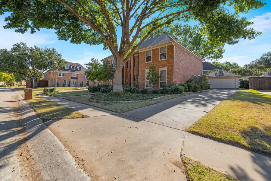 905 Silverthorne Trail, Highland Village, TX 75077 - #2