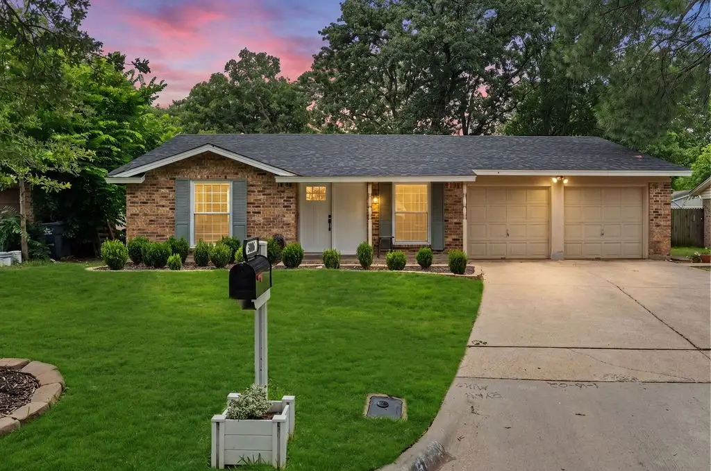 3006 Mark Drive, Arlington, TX 76013 - #1