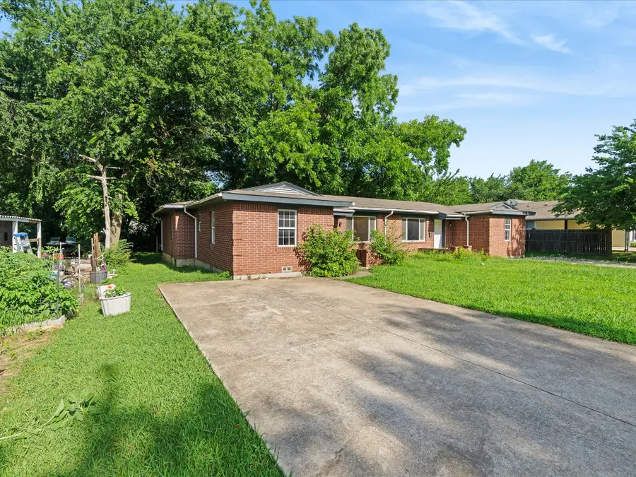 307 Depot Street, Whitesboro, TX 76273 - #2
