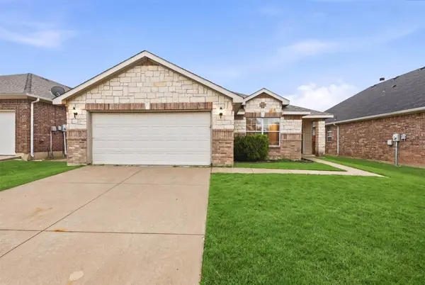 8040 Summer Stream Drive, Fort Worth, TX 76134