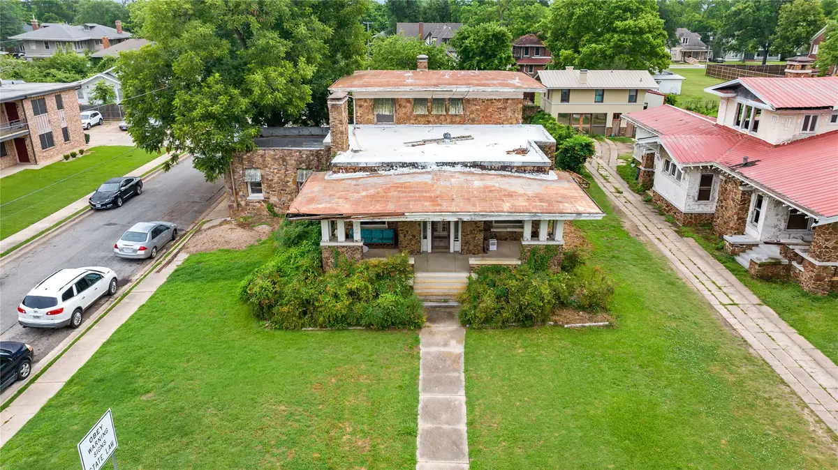 607 S Main Street, Paris, TX 75460 - #1