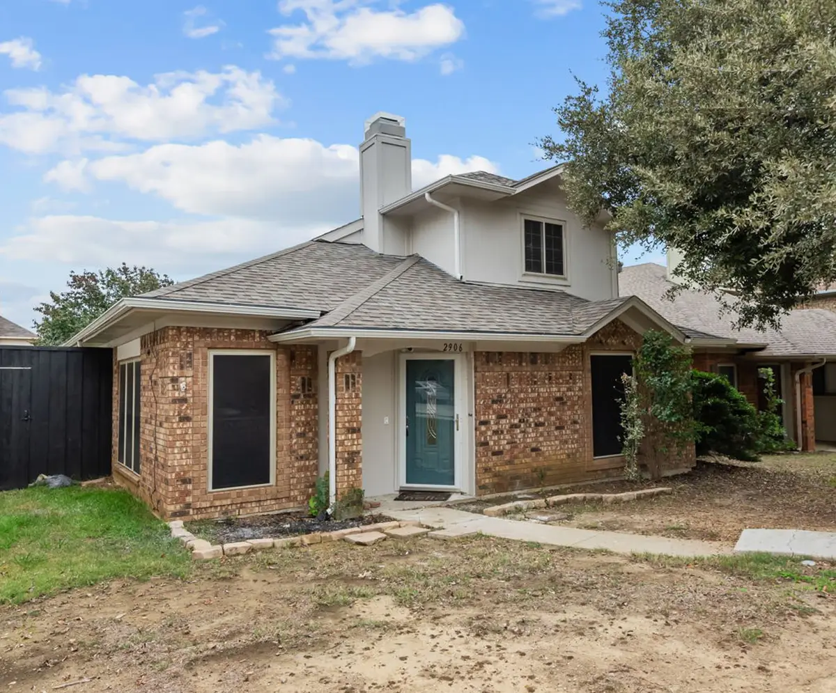 2906 Menlo Park Lane, Carrollton, TX 75007 - #1