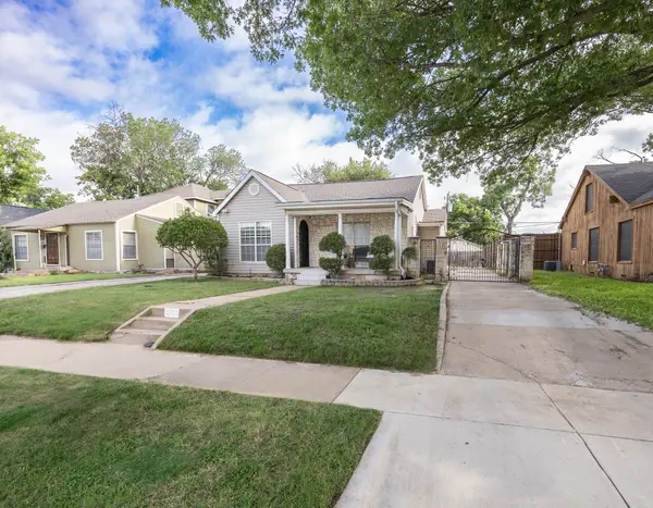2705 Yucca Avenue, Fort Worth, TX 76111