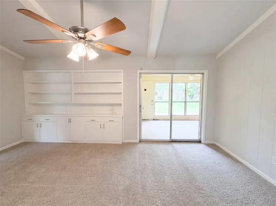 3327 Portlock Drive, Farmers Branch, TX 75234 - #3