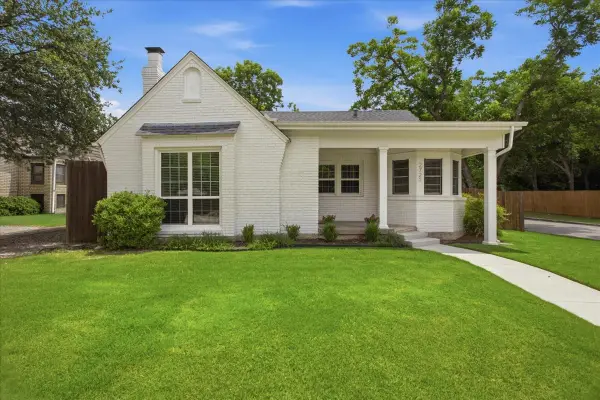 2721 Benbrook Boulevard, Fort Worth, TX 76109