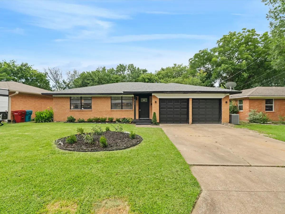 420 W Anita Street, Sherman, TX 75092 - #1