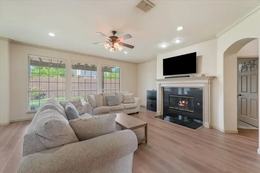 6817 Lake Meadow Lane, Sachse, TX 75048 - #3