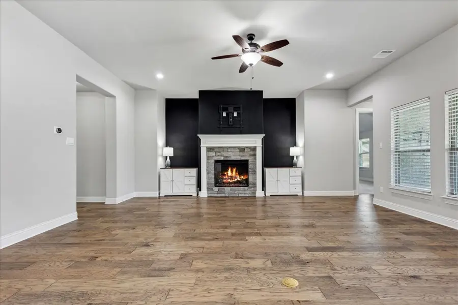 541 Harvest Grove Drive, Waxahachie, TX 75165 - #2