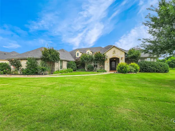 4428 Lake Breeze Drive, McKinney, TX 75071
