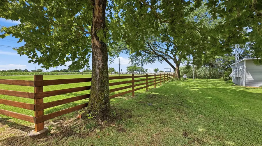 59 Noland Road, Whitesboro, TX 76273 - #2