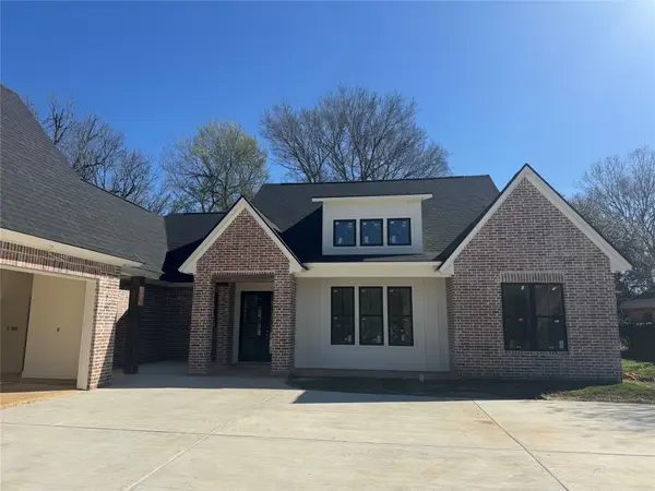 329 Autumn Ridge Drive, Bossier City, LA 71111