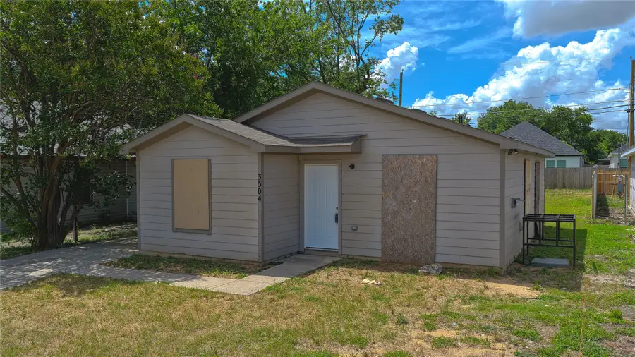 3504 Strong Avenue, Fort Worth, TX 76105 - #2