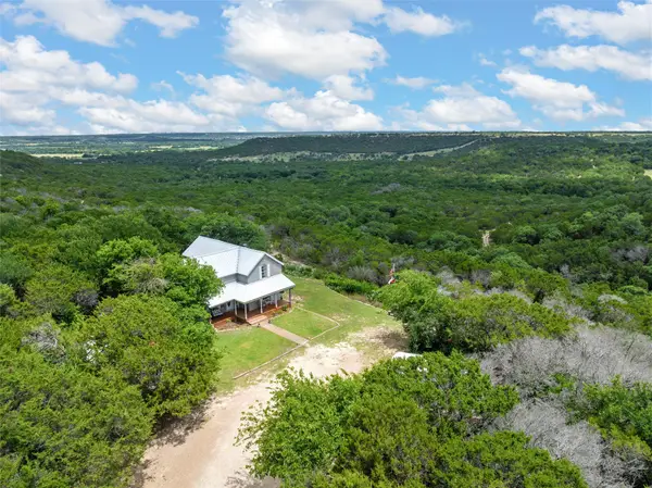 8395 State Highway 22, Meridian, TX 76665